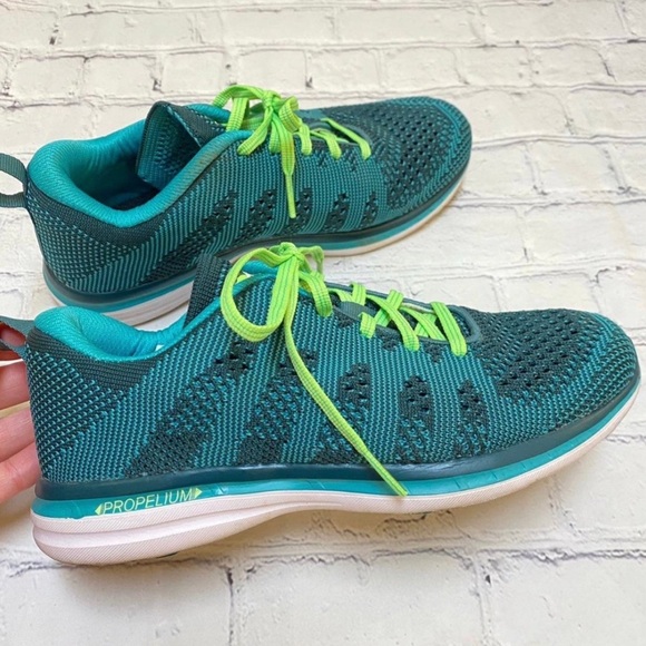 APL Running Shoes - Picture 3 of 8